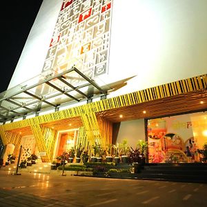 Imperial Heights